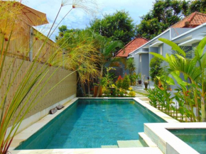  Batu Kandik Homestay  Kuta